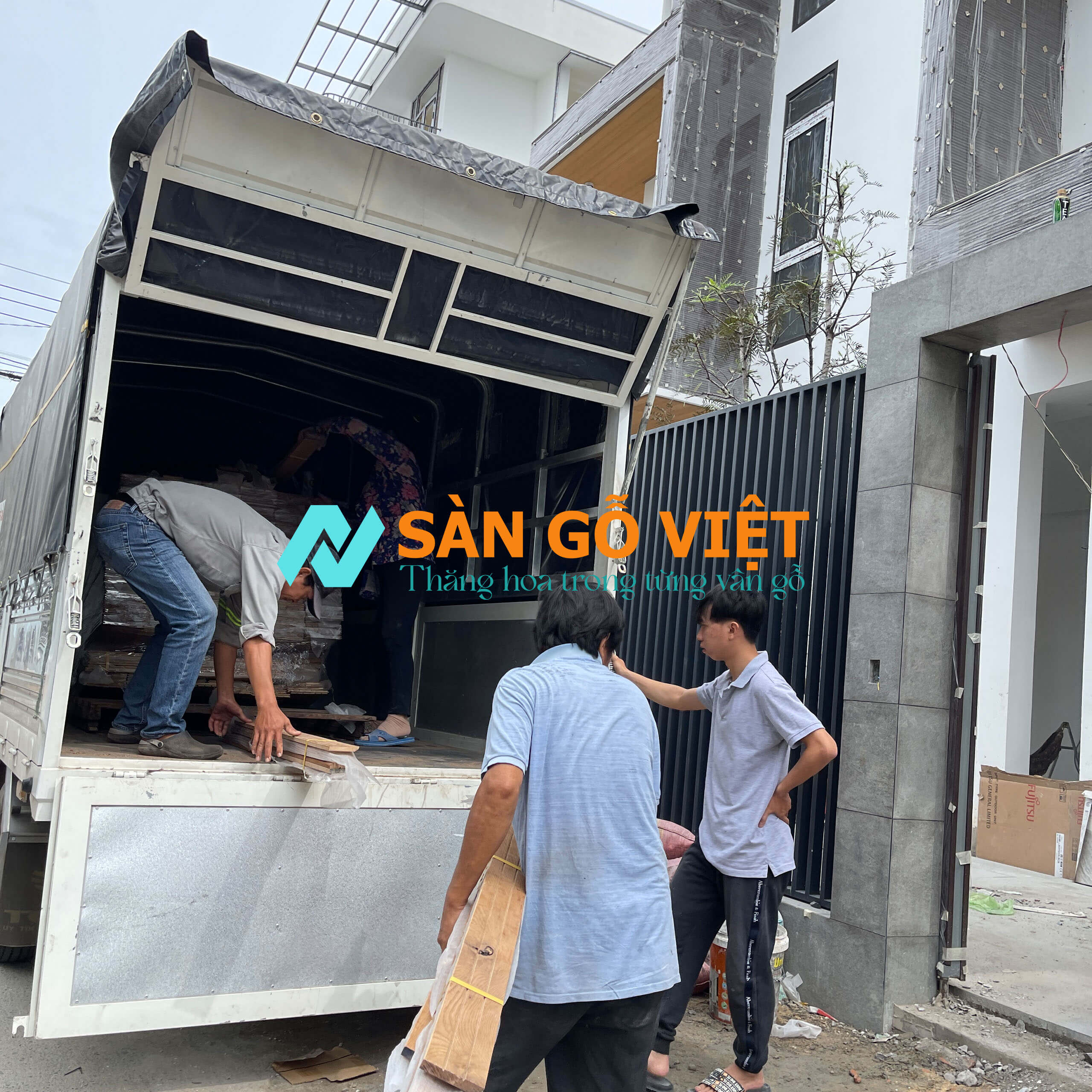 Lắp đặt sàn gỗ sồi mỹ tự nhiên tại Thủ Dầu Một